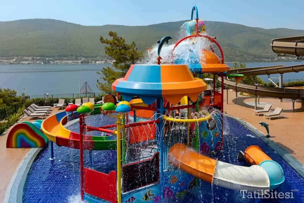 Titanic Luxury Collection Bodrum